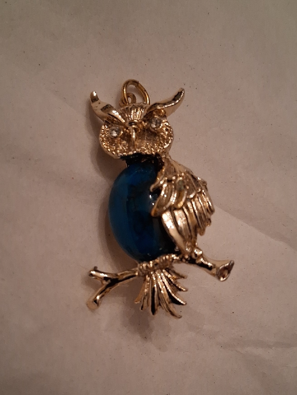 Vintage Jerry's Goldtone Jelly Belly  Owl Brooch with Deep Blue Cabochon